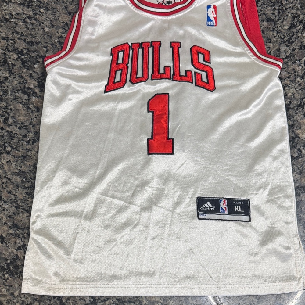 Adidas NBA Bulls Jersey Derrick Rose 1 - Red and White Jersey - Picture 4 of 10